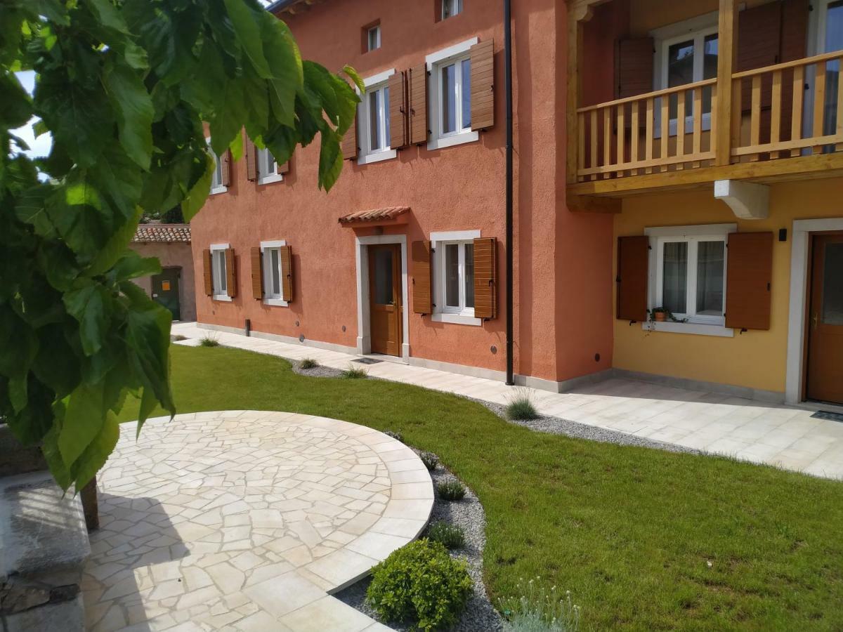 Casa Lenka Hotel Malchina Екстериор снимка