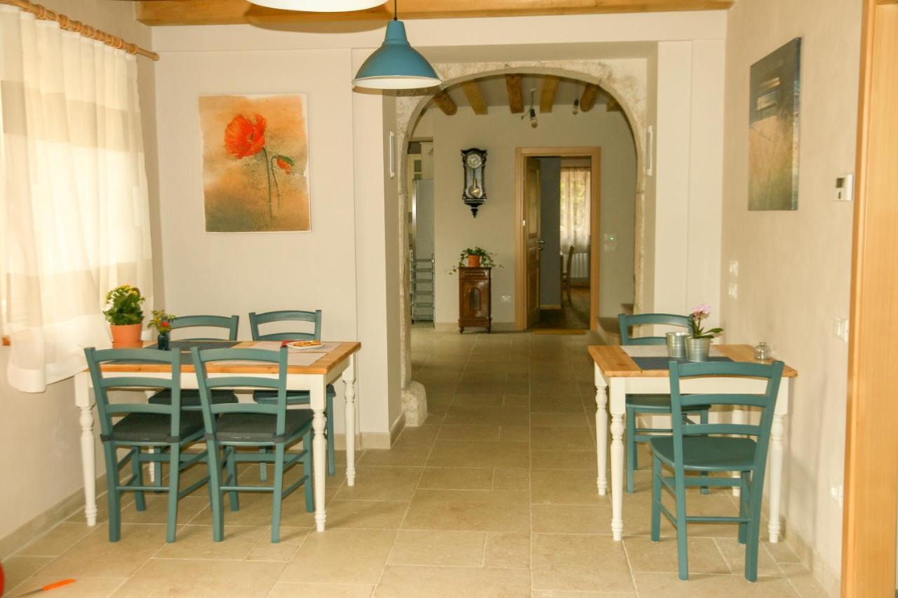 Casa Lenka Hotel Malchina Екстериор снимка