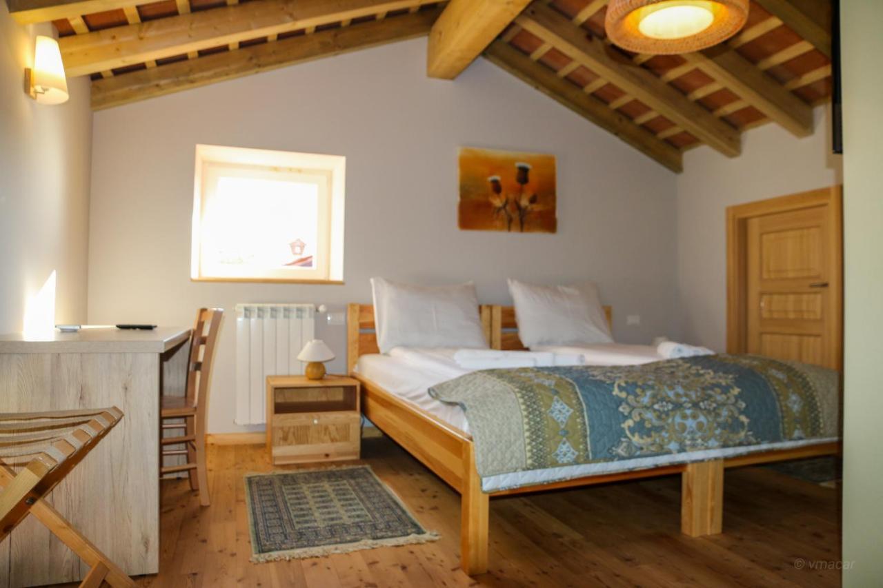 Casa Lenka Hotel Malchina Екстериор снимка