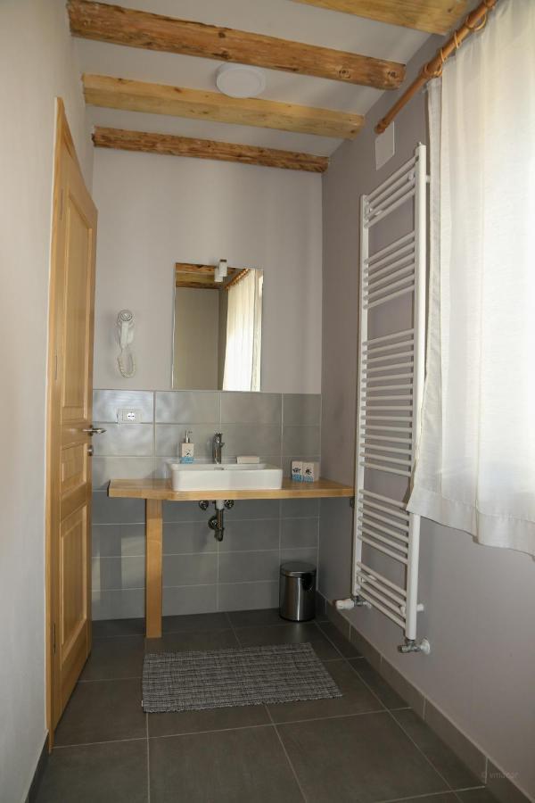 Casa Lenka Hotel Malchina Екстериор снимка