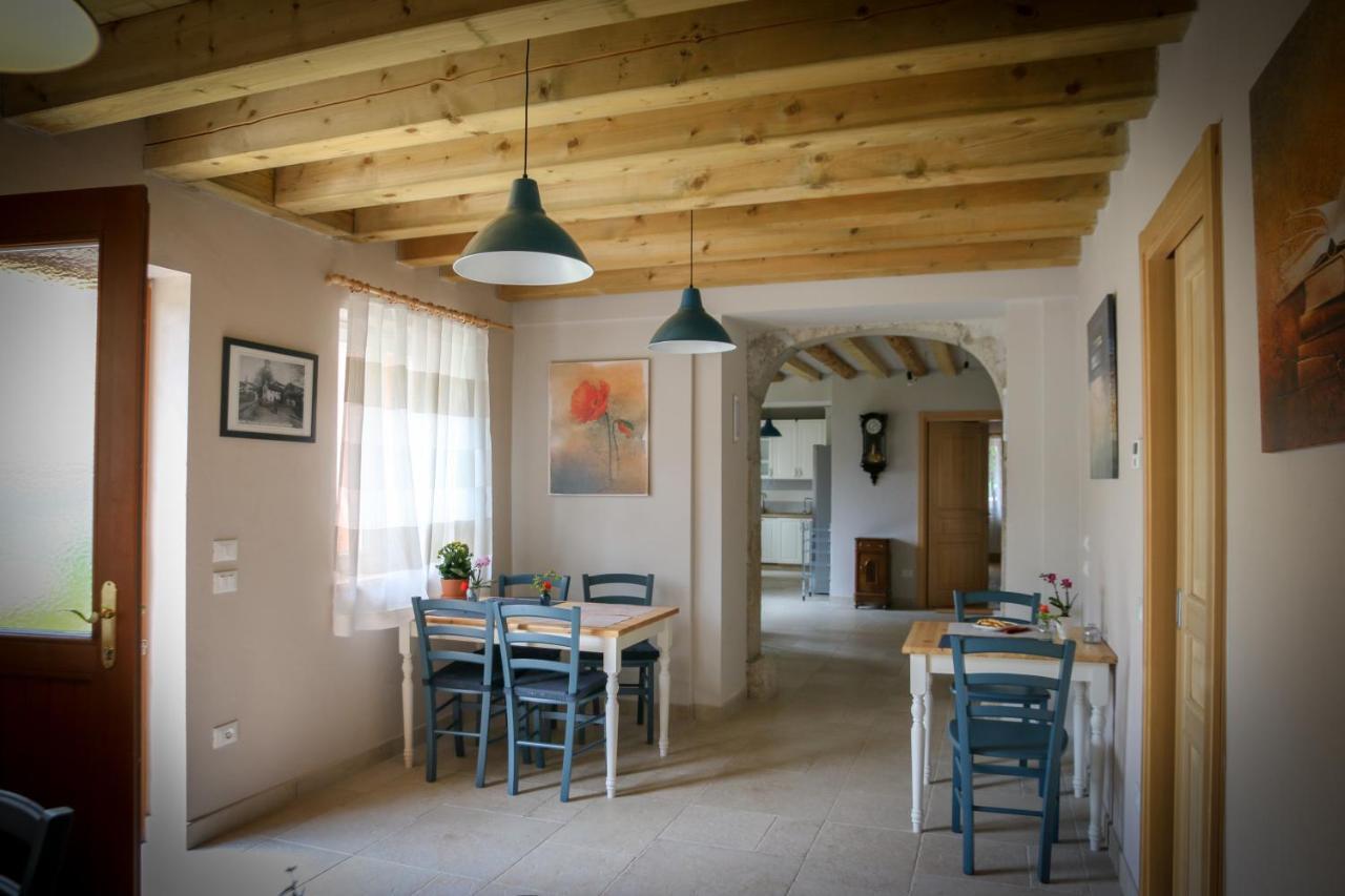 Casa Lenka Hotel Malchina Екстериор снимка